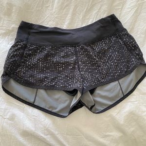 Lululemon Speed Up Shorts Size 4